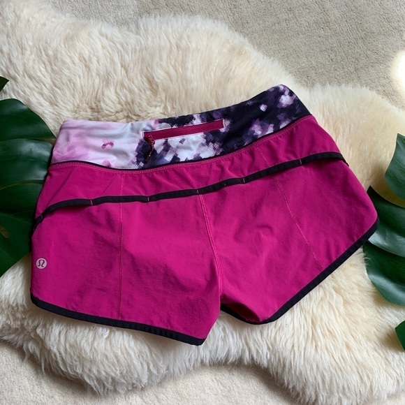Lululemon RARE Speed Short Raspberry Blooming Pixie 4 - Picture 4 of 9